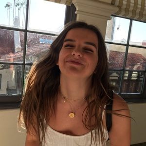 Meet your Posher, Haley